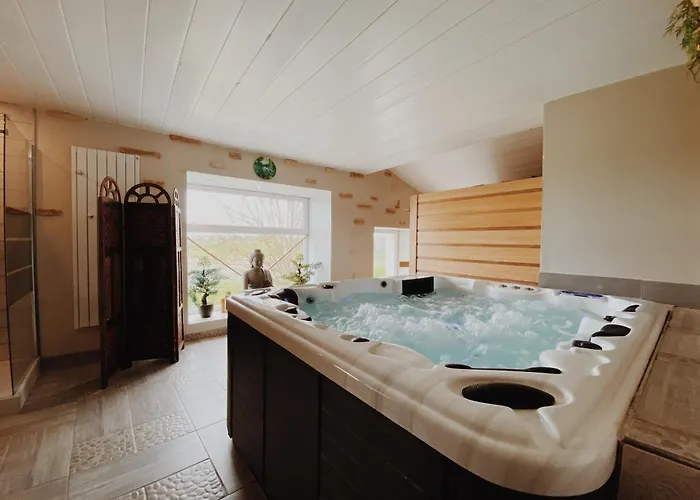 Domaine De Saint Florent - Piscine & Spa