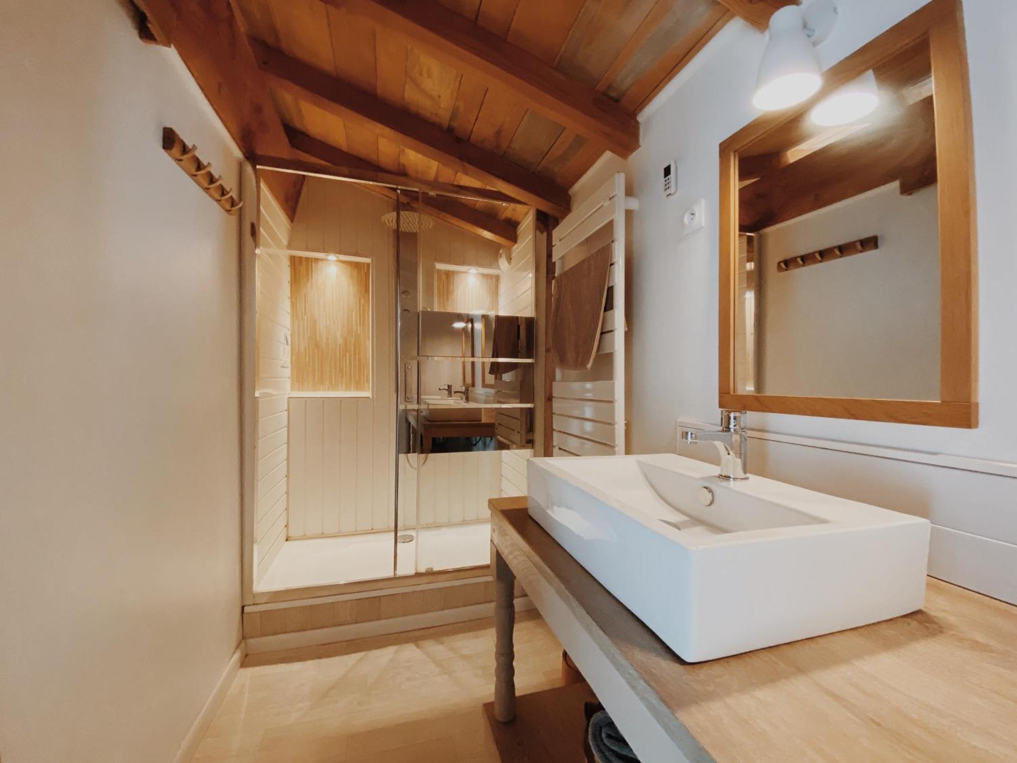 Domaine De Saint Florent - Piscine & Holiday home