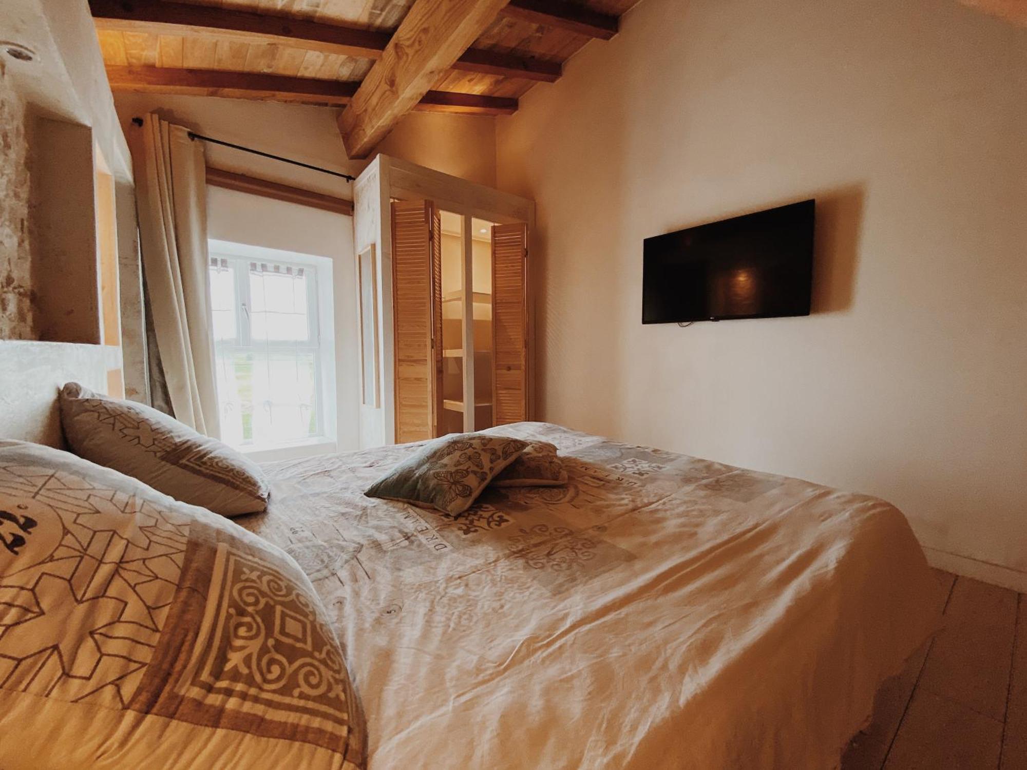 Holiday home Domaine De Saint Florent - Piscine & La Charriere